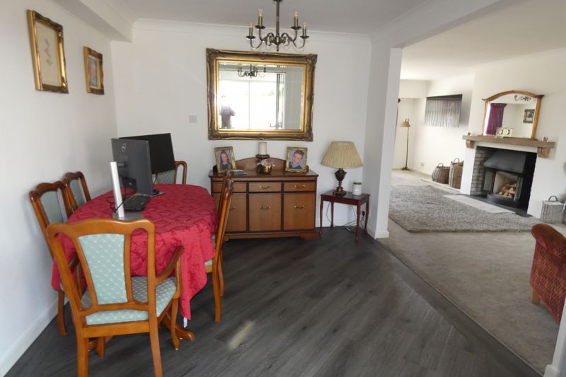 Dining Area- click for photo gallery